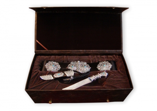 s-301.  <br>                   Khan set. <br> 925 silver.1315 grams. Natural Damascus, Turquoise, Carnelian.